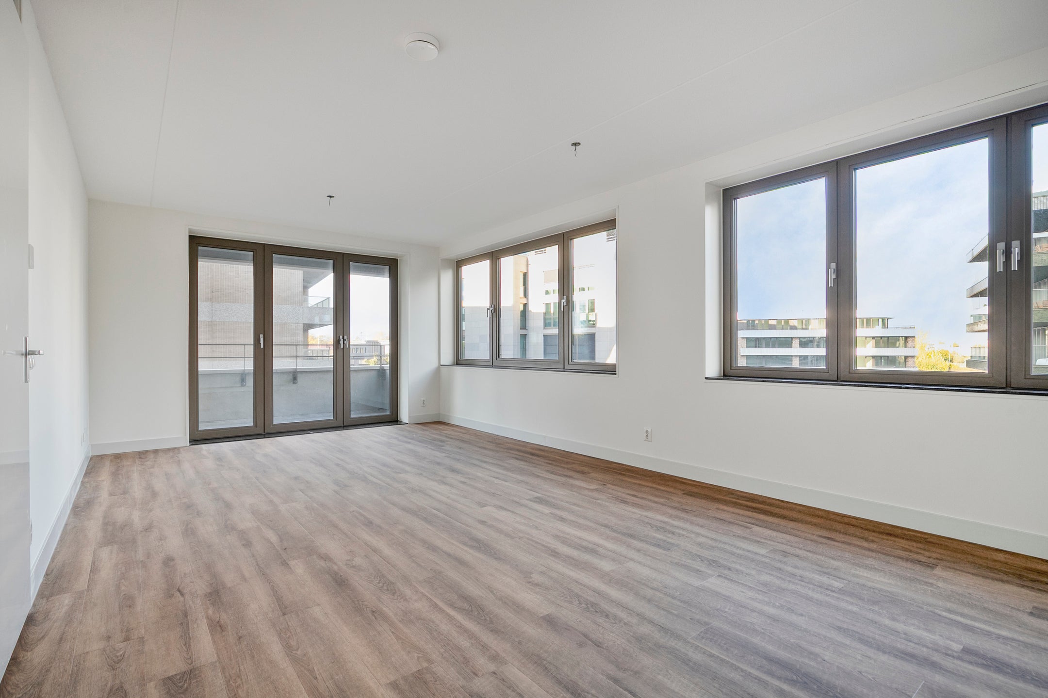 Appartement te huur: Elzenhagensingel 296, Amsterdam