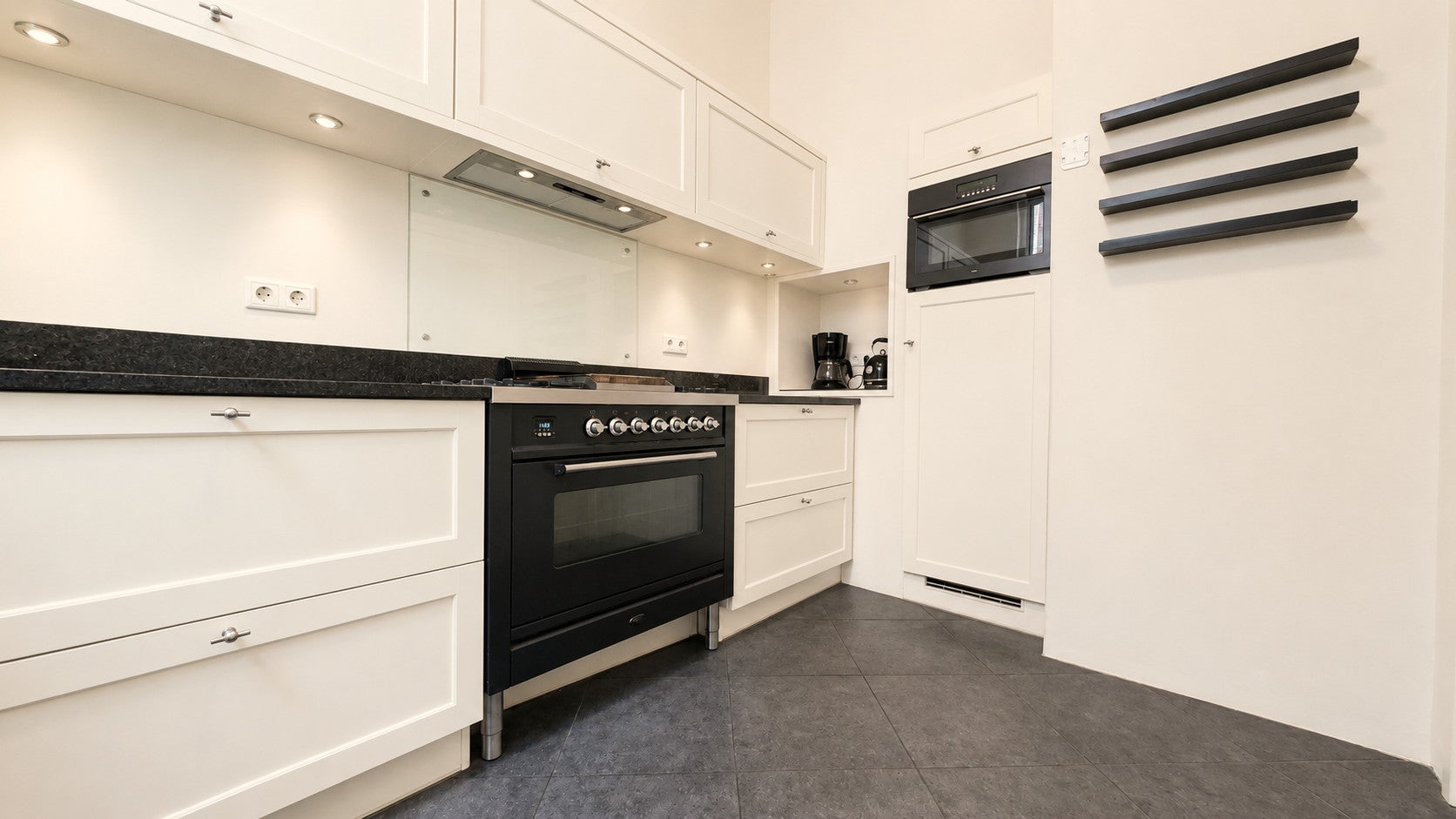 Woning te huur: Damsterdiep, Groningen