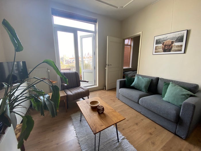 Te huur: Appartement Regentesselaan 136 C in Den Haag