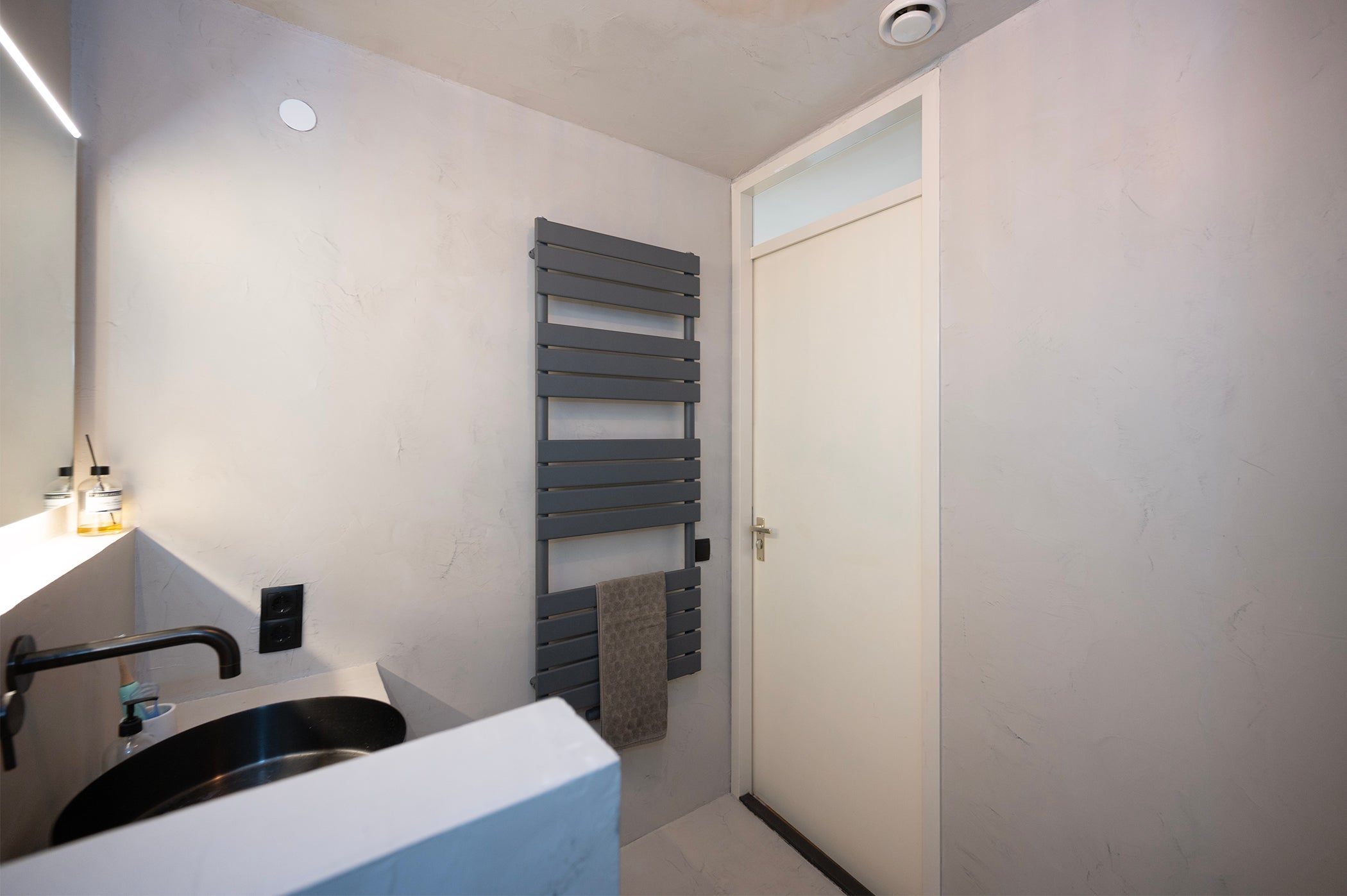 Woning te huur: Oetewalerstraat, Amsterdam