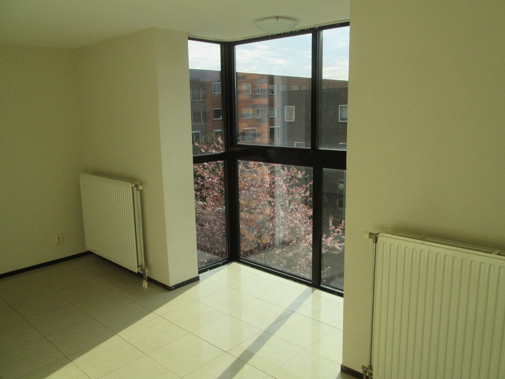 Woning te huur: J.H. van den Broekstraat, Rotterdam