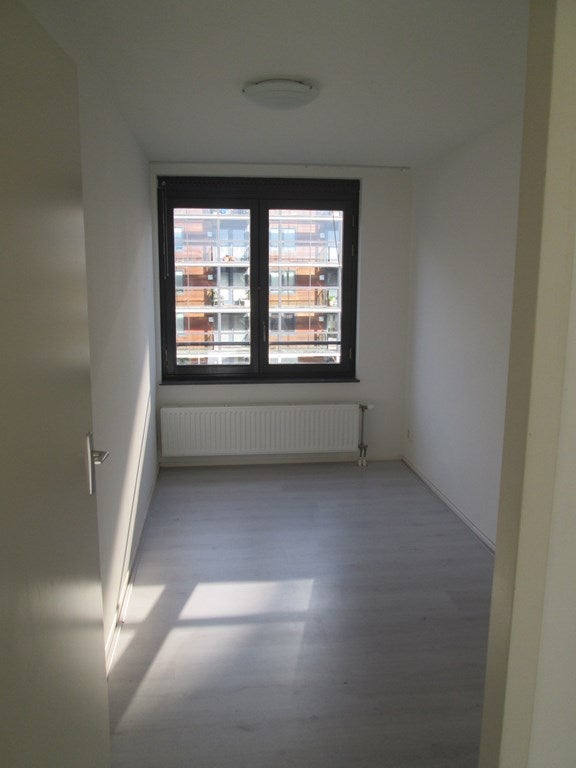 Woning te huur: J.H. van den Broekstraat, Rotterdam