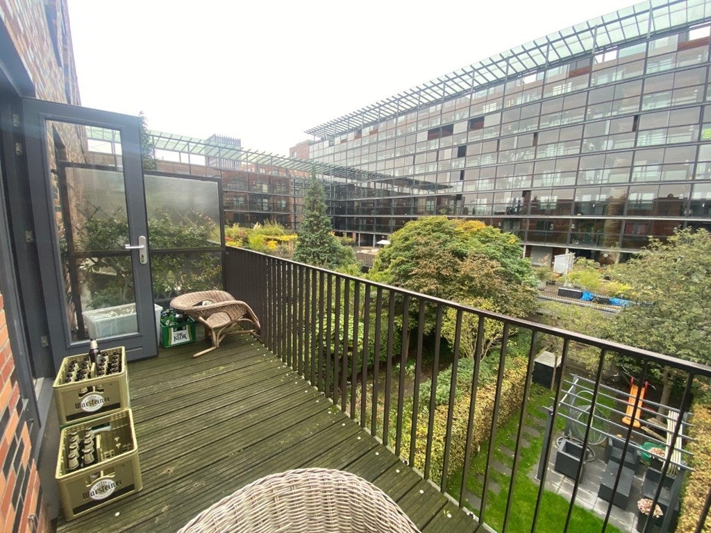Woning te huur: J.H. van den Broekstraat, Rotterdam