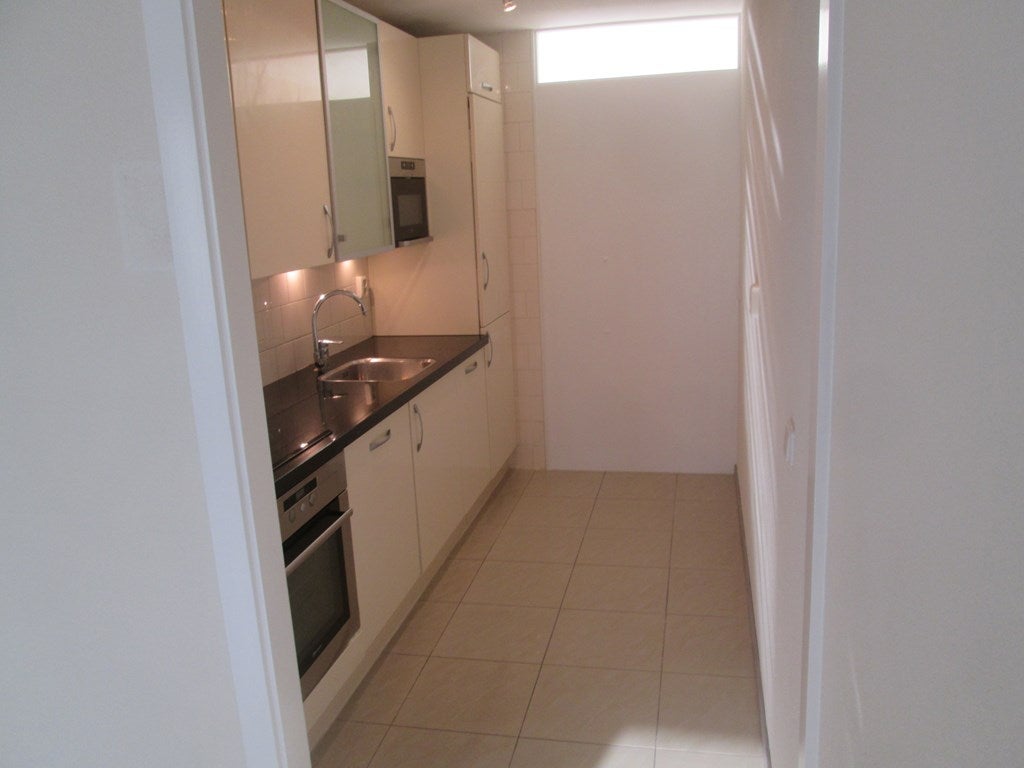 Woning te huur: J.H. van den Broekstraat, Rotterdam