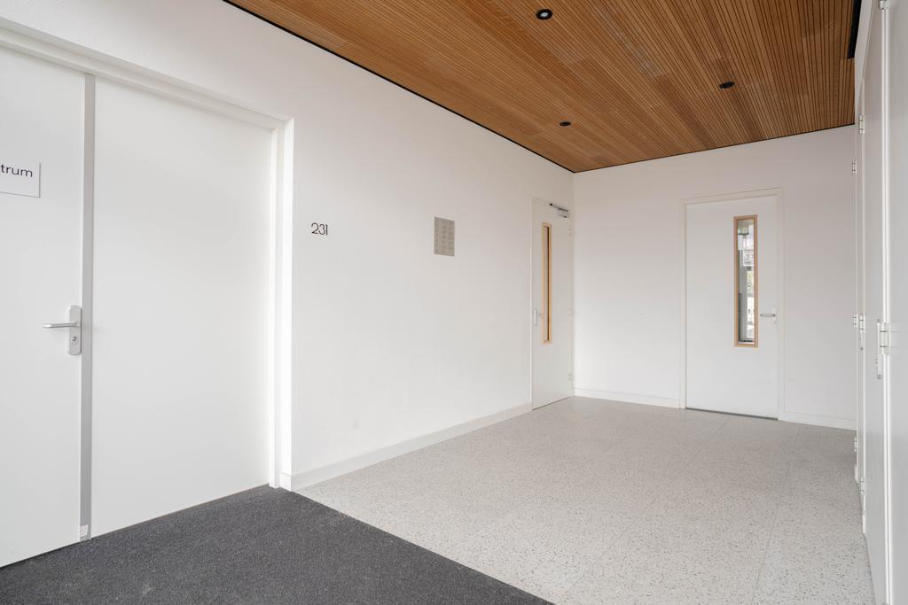 Appartement te huur: Distelweg 261, Amsterdam