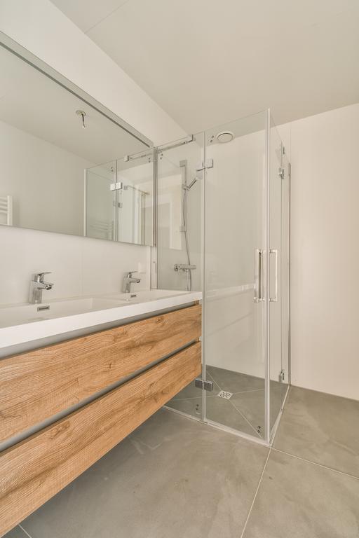 Appartement te huur: Distelweg 261, Amsterdam