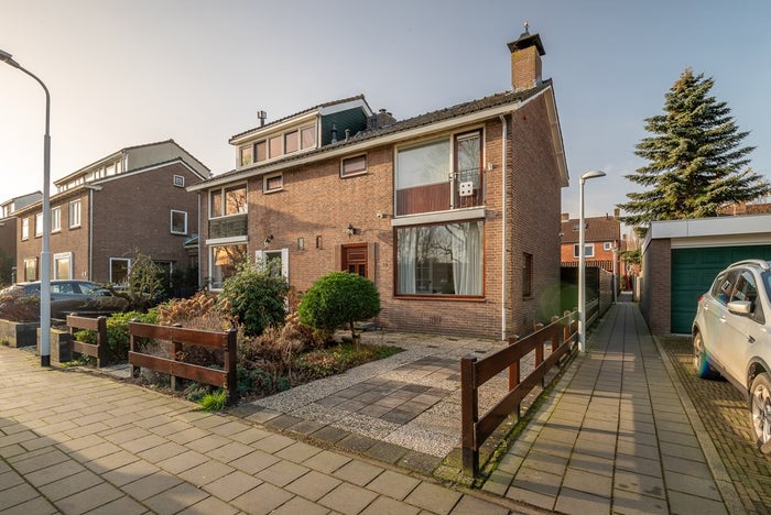 Te huur: Huis Laan der Vrijheid 38 in Zaandam