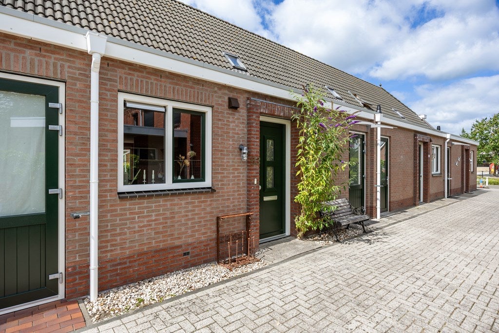 Huis Oosterweg 53 in De Wilp