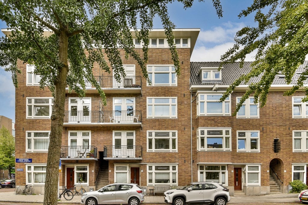 Flat Uiterwaardenstraat 406 3