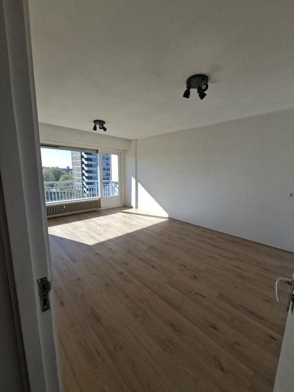 Flat Burgemeester Hogguerstraat 587