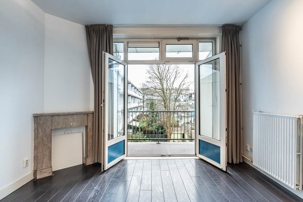 Appartement Vrijheidslaan in Amsterdam