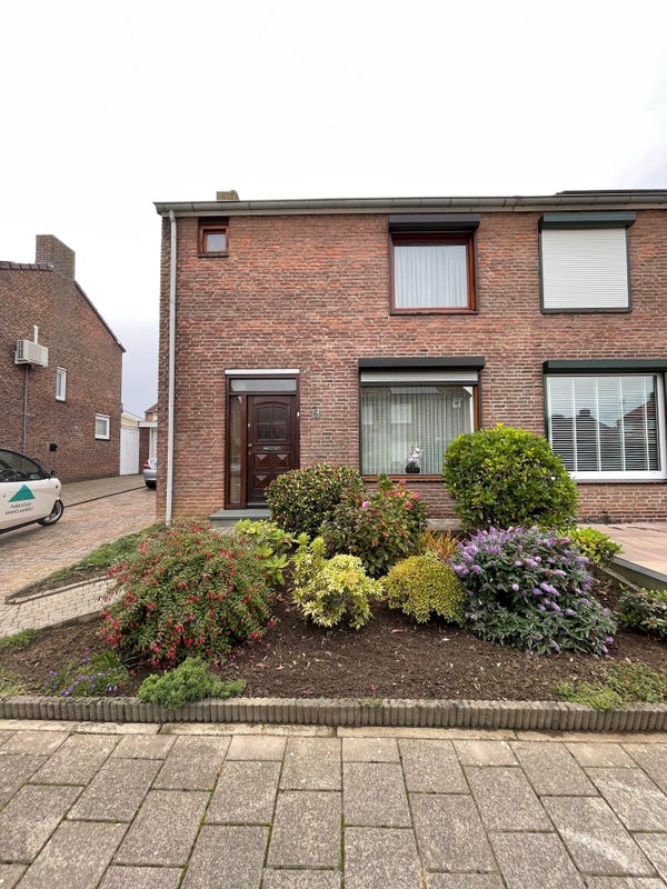 Dr. Marga Klompéstraat