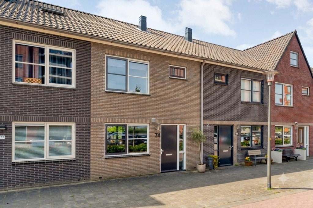 Huis Kruserbrink 74 in Hardenberg