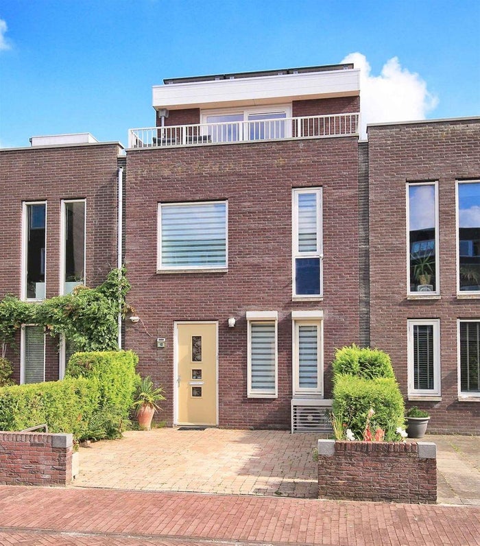 Te huur: Huis Edward Masseystraat 10 in Amsterdam