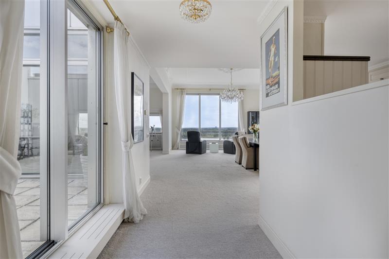 Appartement te koop: Hengelostraat 158, Almere