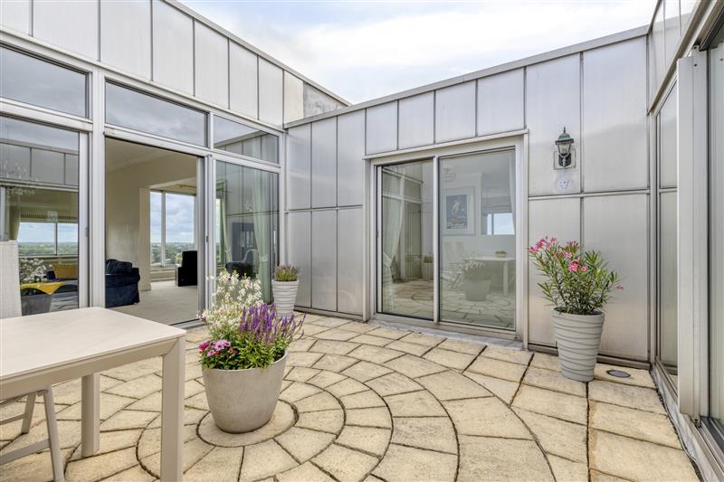 Appartement te koop: Hengelostraat 158, Almere