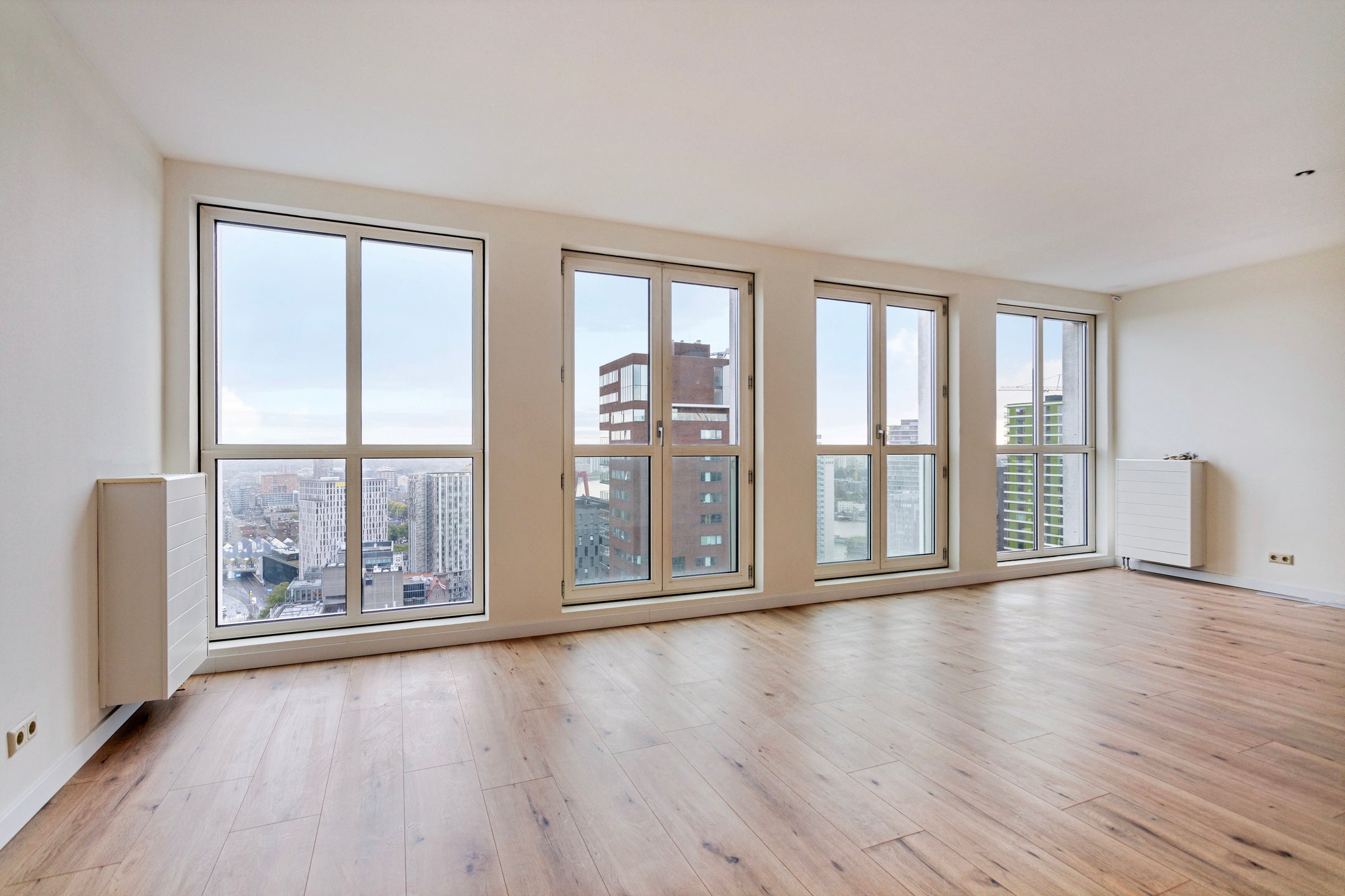 Appartement te huur: Blaak 576, Rotterdam