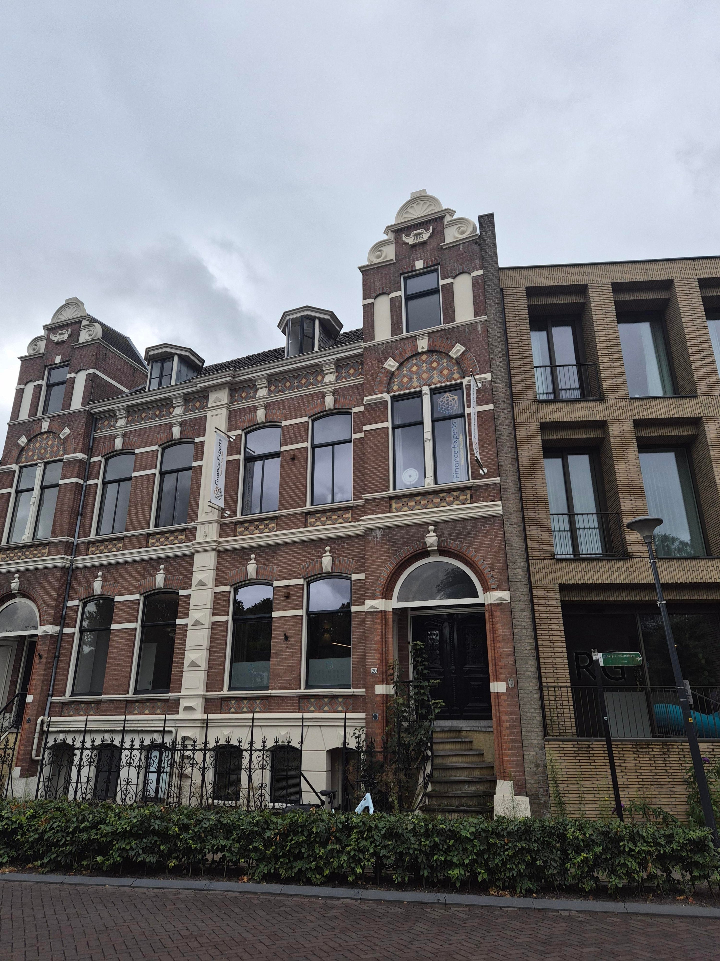 Flat Burgemeester van Roijensingel