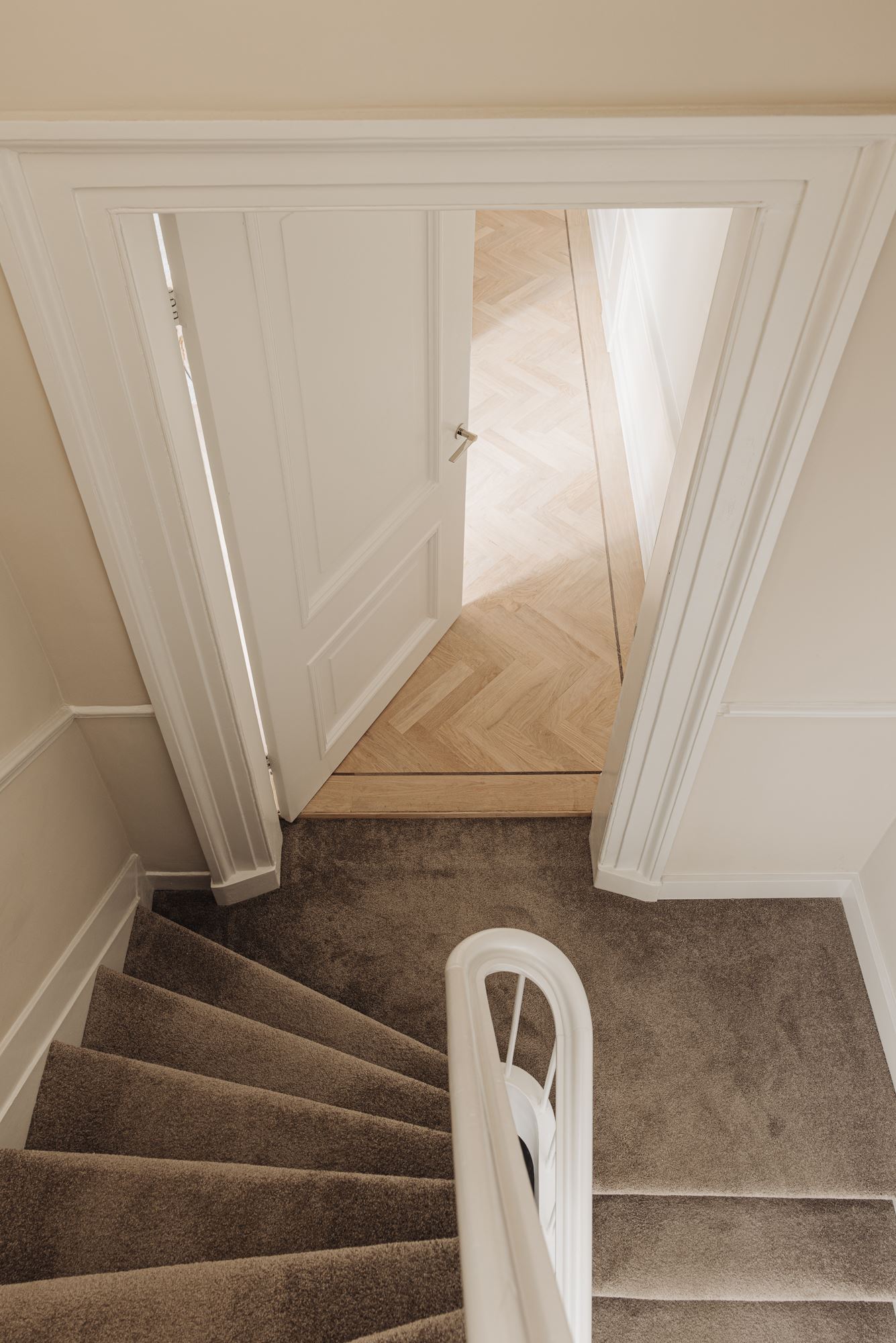 Woning te huur: Kromme Waal, Amsterdam