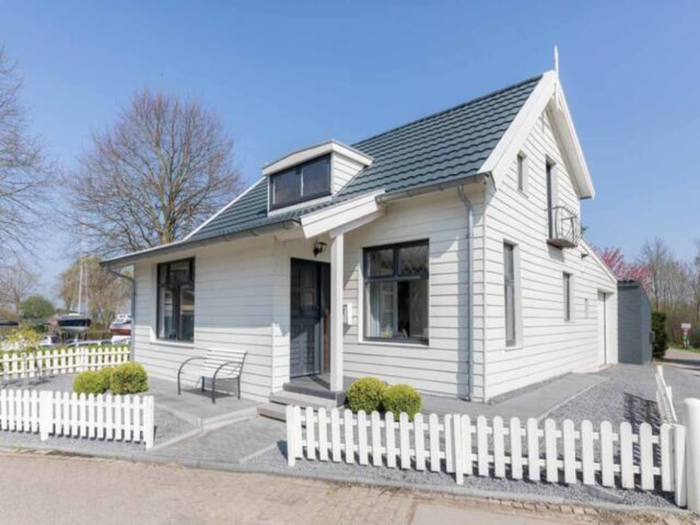 Te huur: Huis Heensedijk in De Heen