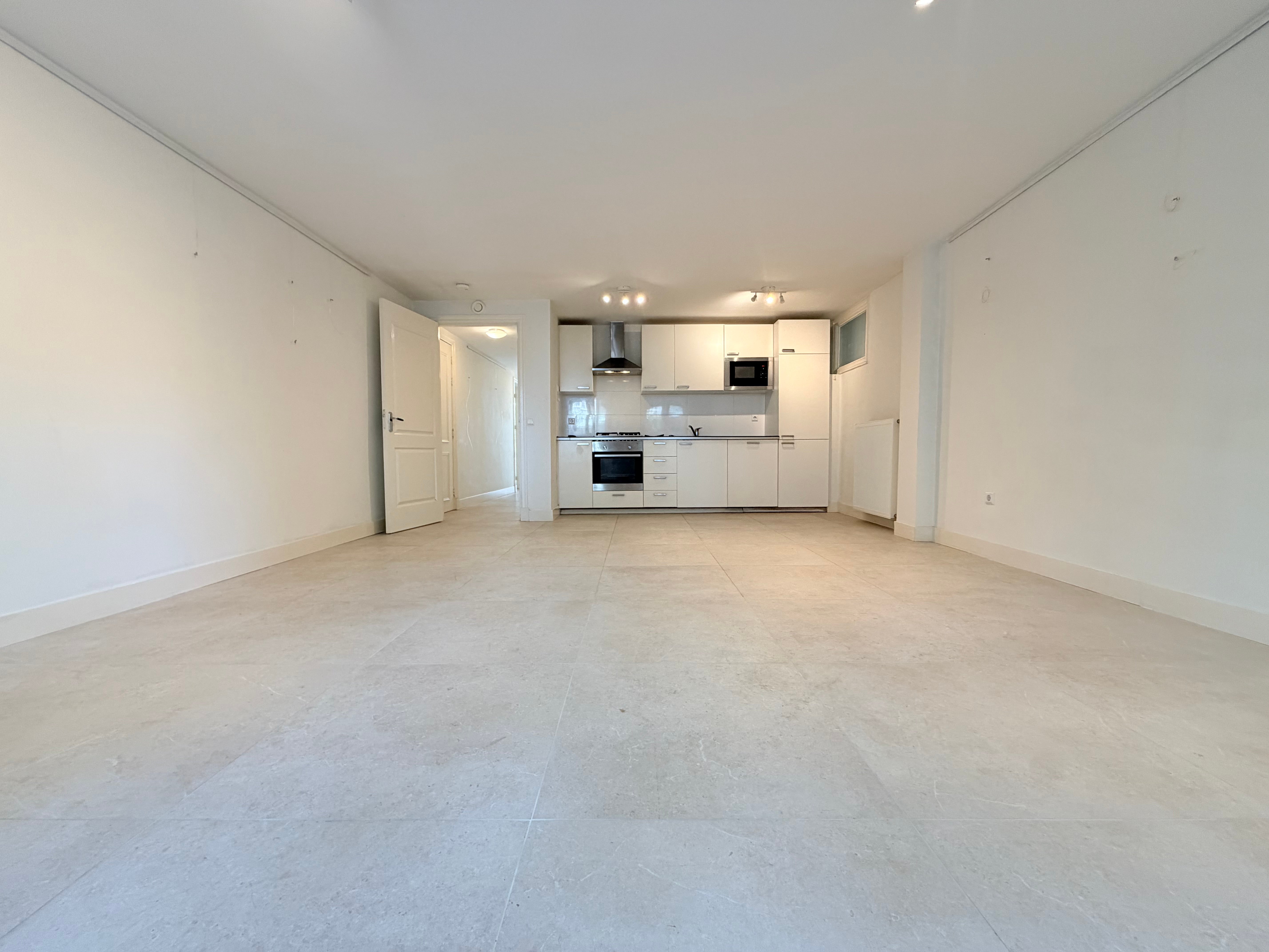 Appartement 's-Gravendijkwal 118 A in Rotterdam