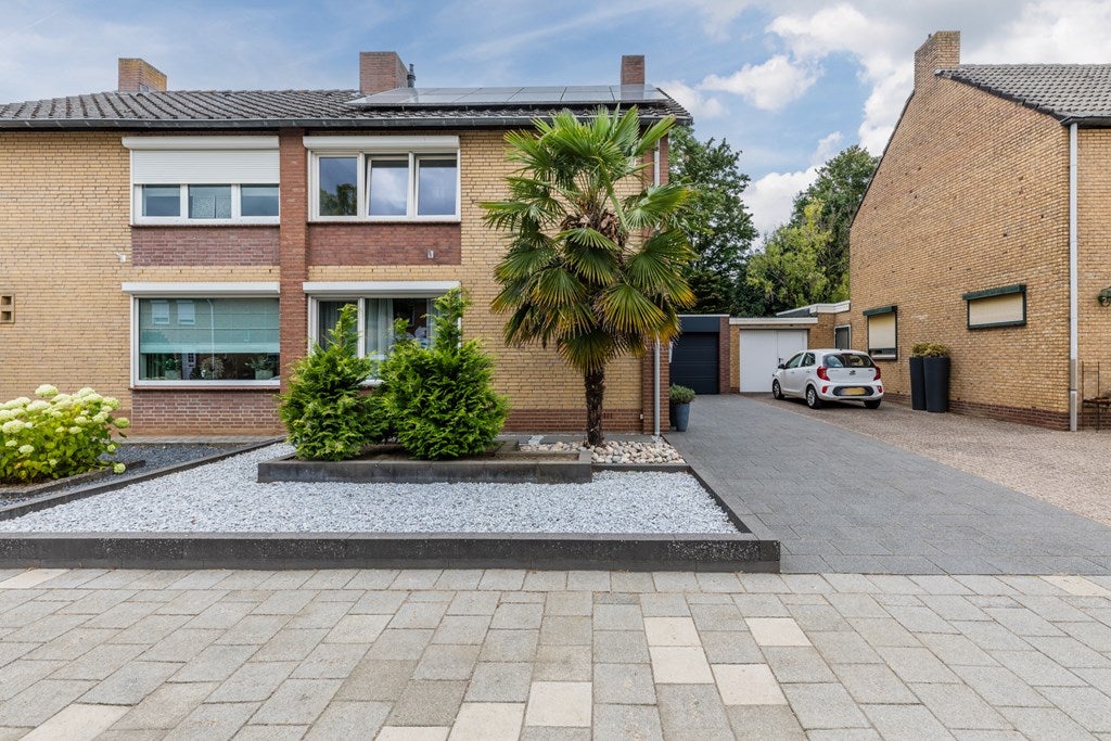 Huis Begoniastraat 39 in Echt