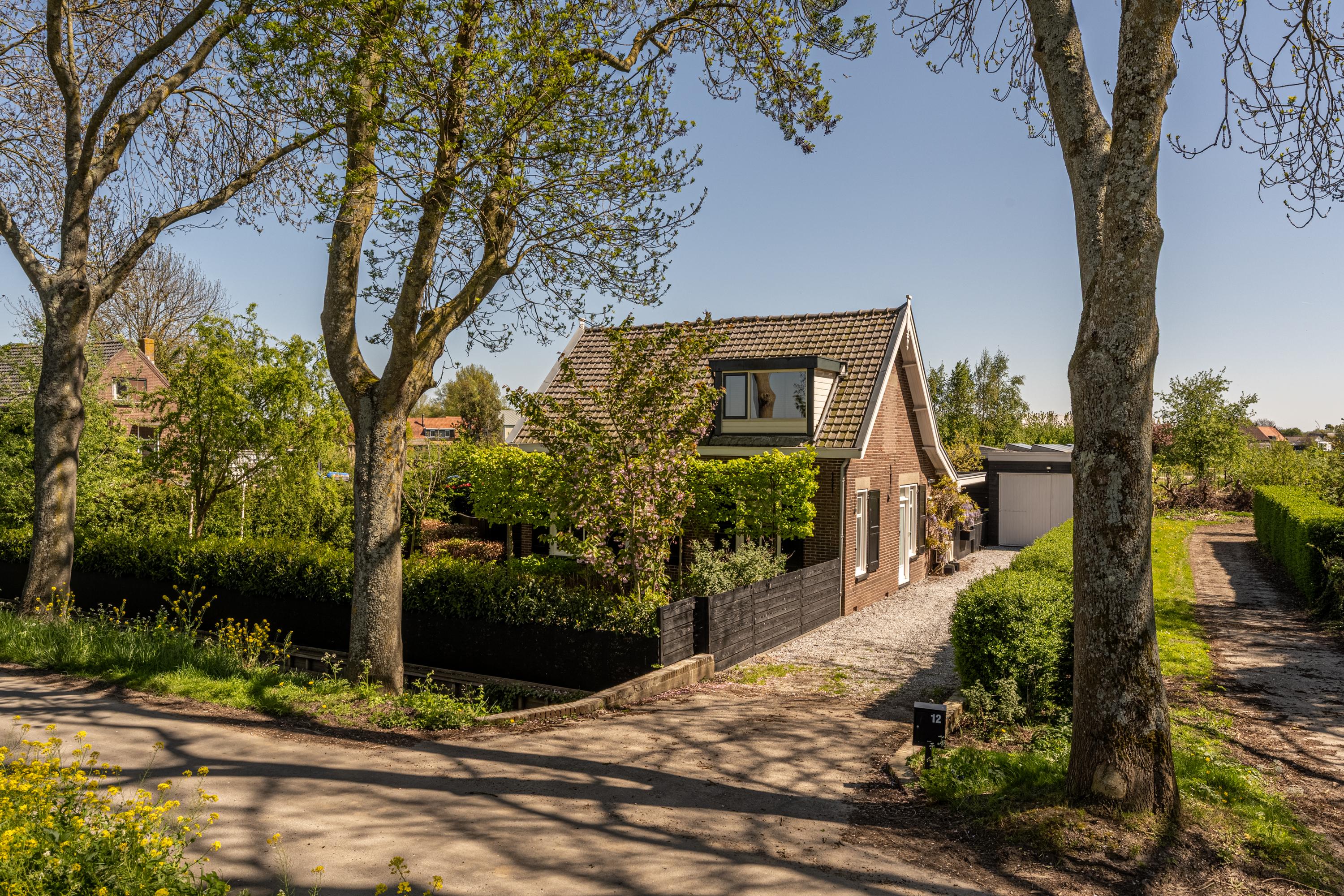 Huis Strijensedijk 12 in Mookhoek