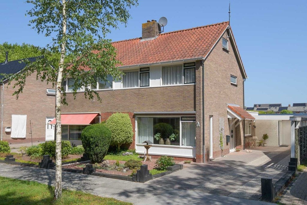 Huis De Warren 55 in Drachten