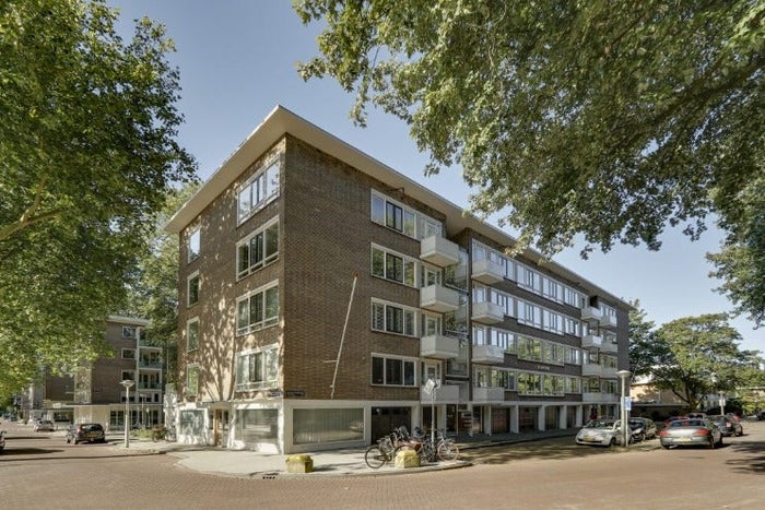 Te huur: Appartement Beethovenstraat 135 4 in Amsterdam