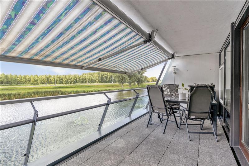 Appartement te koop: Rosa Luxemburgpark 83, Purmerend