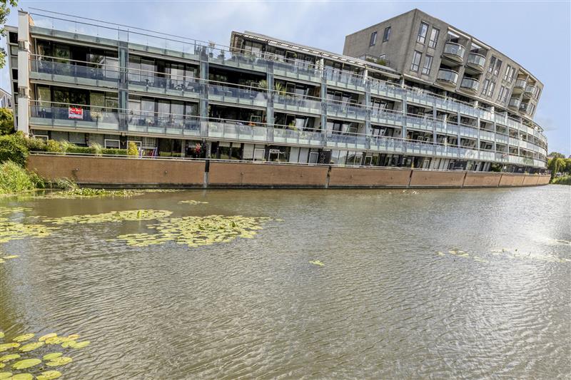 Appartement te koop: Rosa Luxemburgpark 83, Purmerend