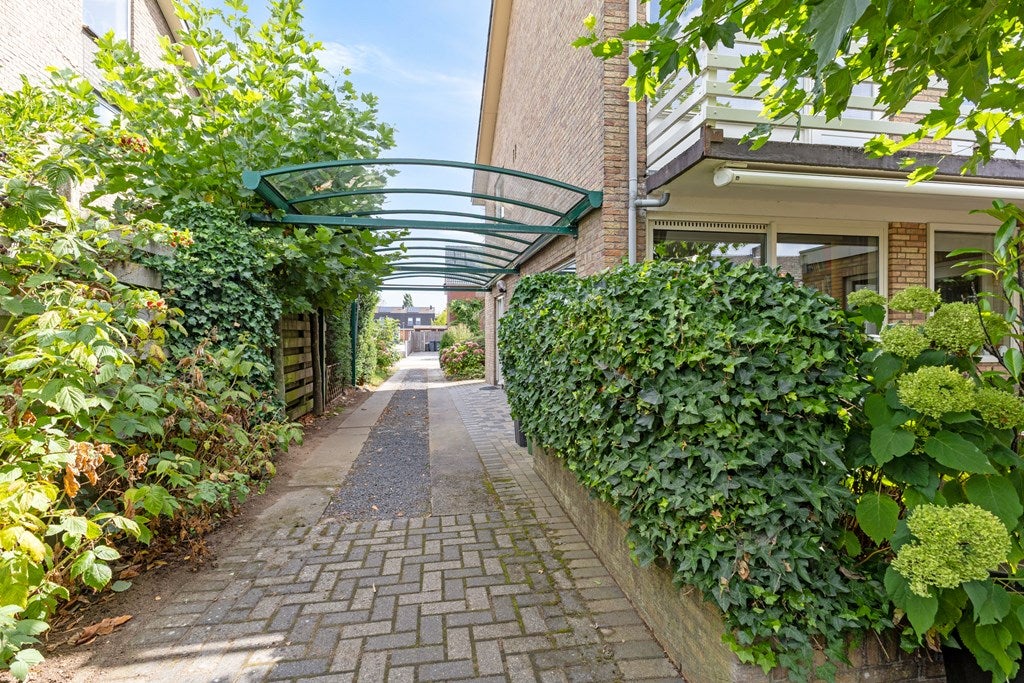 Twee-onder-één-kap te koop: Oude Doetinchemseweg 17, Zeddam