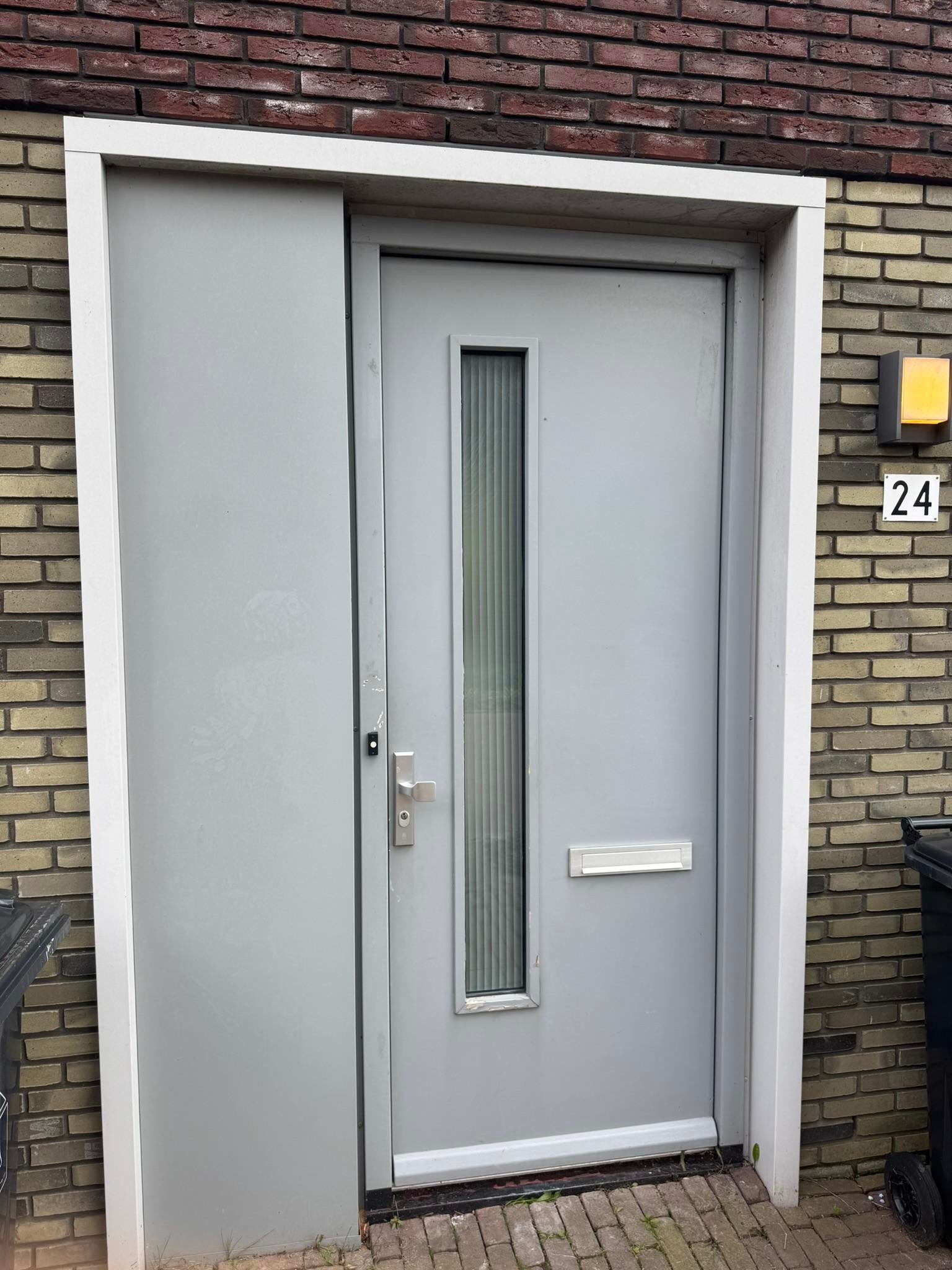 Twee-onder-één-kap te huur: Vredehagen 24, Rotterdam