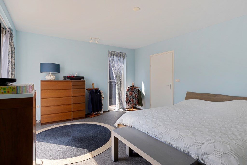 Twee-onder-één-kap te koop: Pater van Donstraat 12, Heibloem