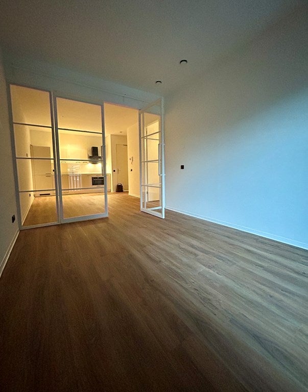 Flat 1 e Middellandstraat 70 B