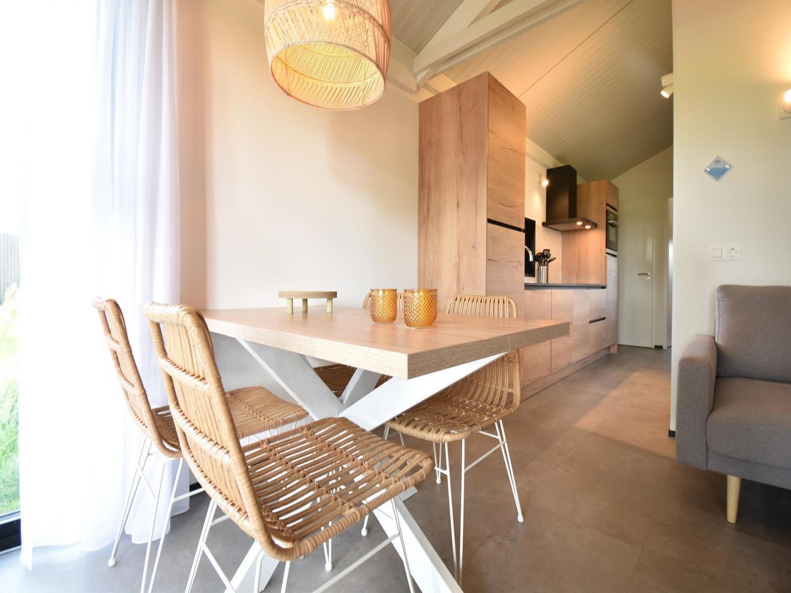 Vrijstaande woning te koop: Buitengronden 7-27, Zwartewaal