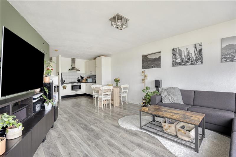 Appartement te koop: Annie M.G. Schmidtstraat 53, Alkmaar