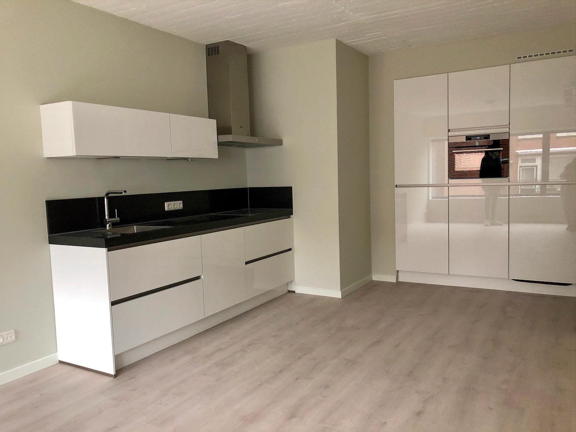 Woning te huur: Weeshuisgang, Groningen