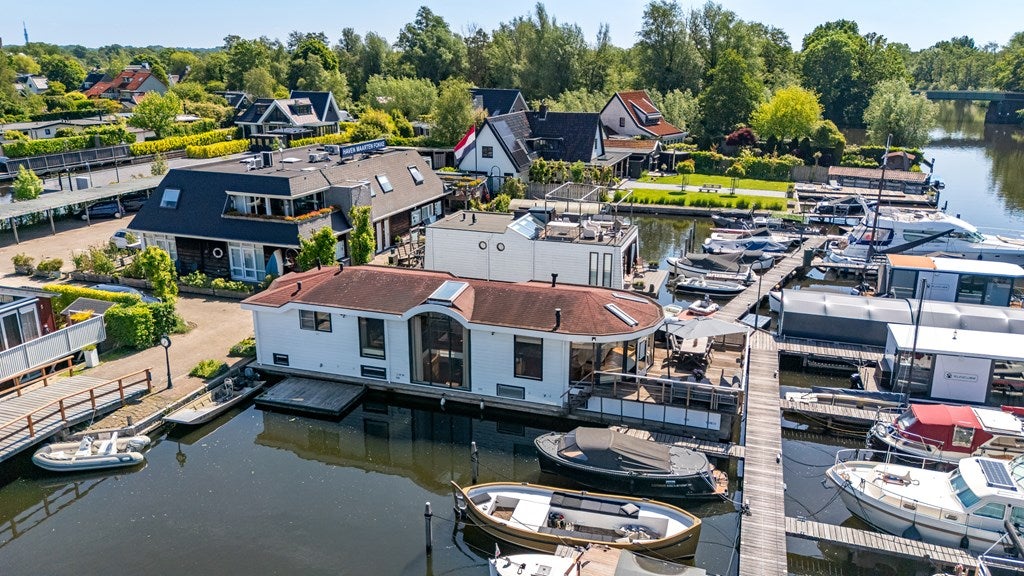 Huis Kortenhoefsedijk 203 b in Kortenhoef