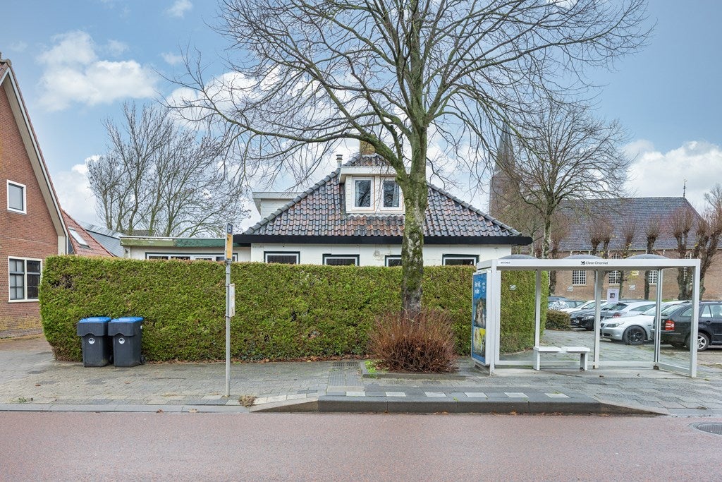 Vrijstaande woning te koop: J.P. van der Bildtstraat 2, Vrouwenparochie