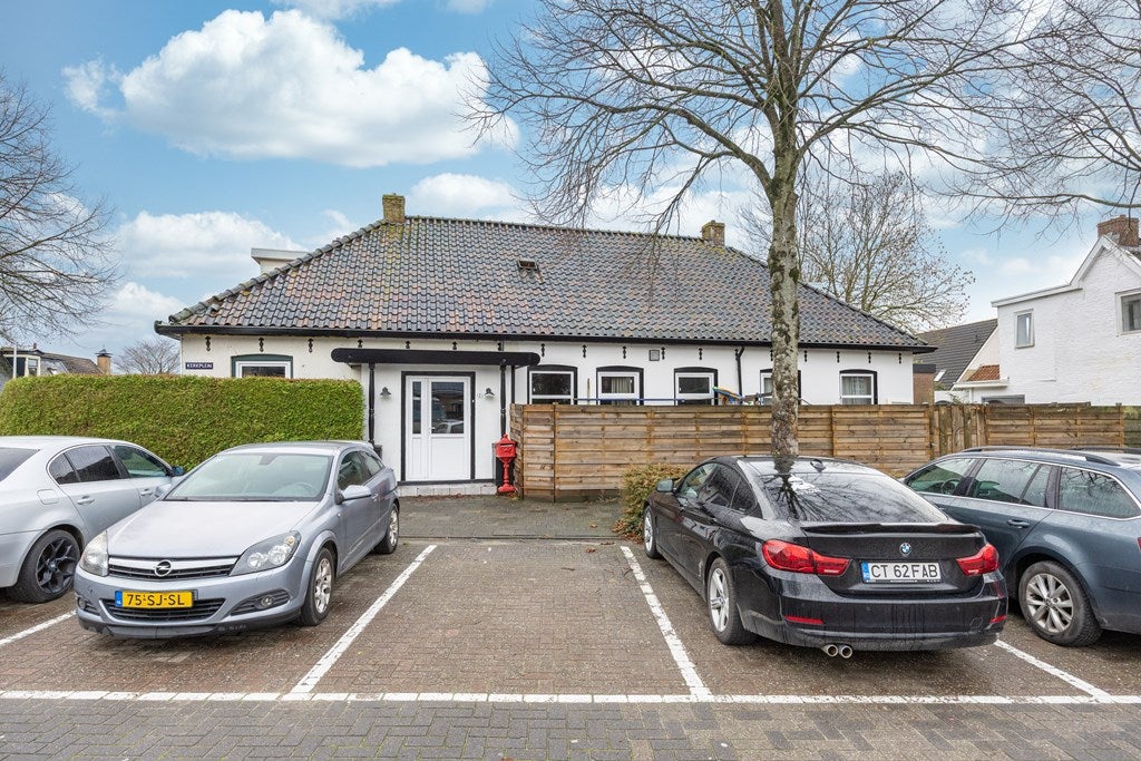 Huis J.P. van der Bildtstraat 2 in Vrouwenparochie