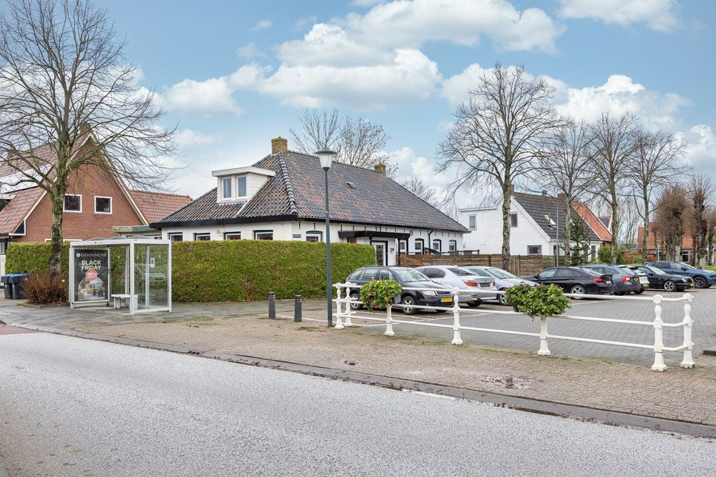 Vrijstaande woning te koop: J.P. van der Bildtstraat 2, Vrouwenparochie