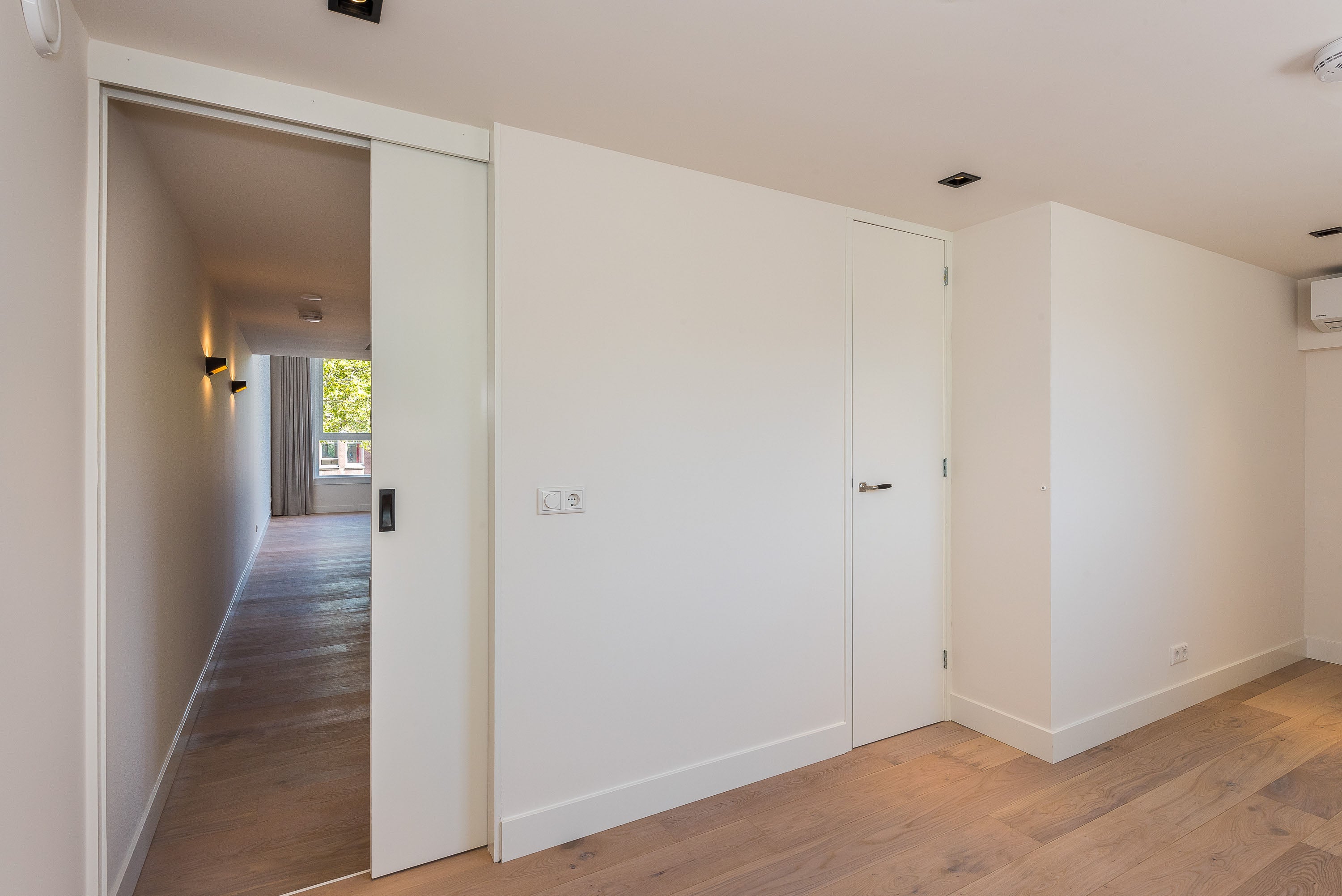 Appartement te huur: 's-Gravendijkwal 73J, Rotterdam