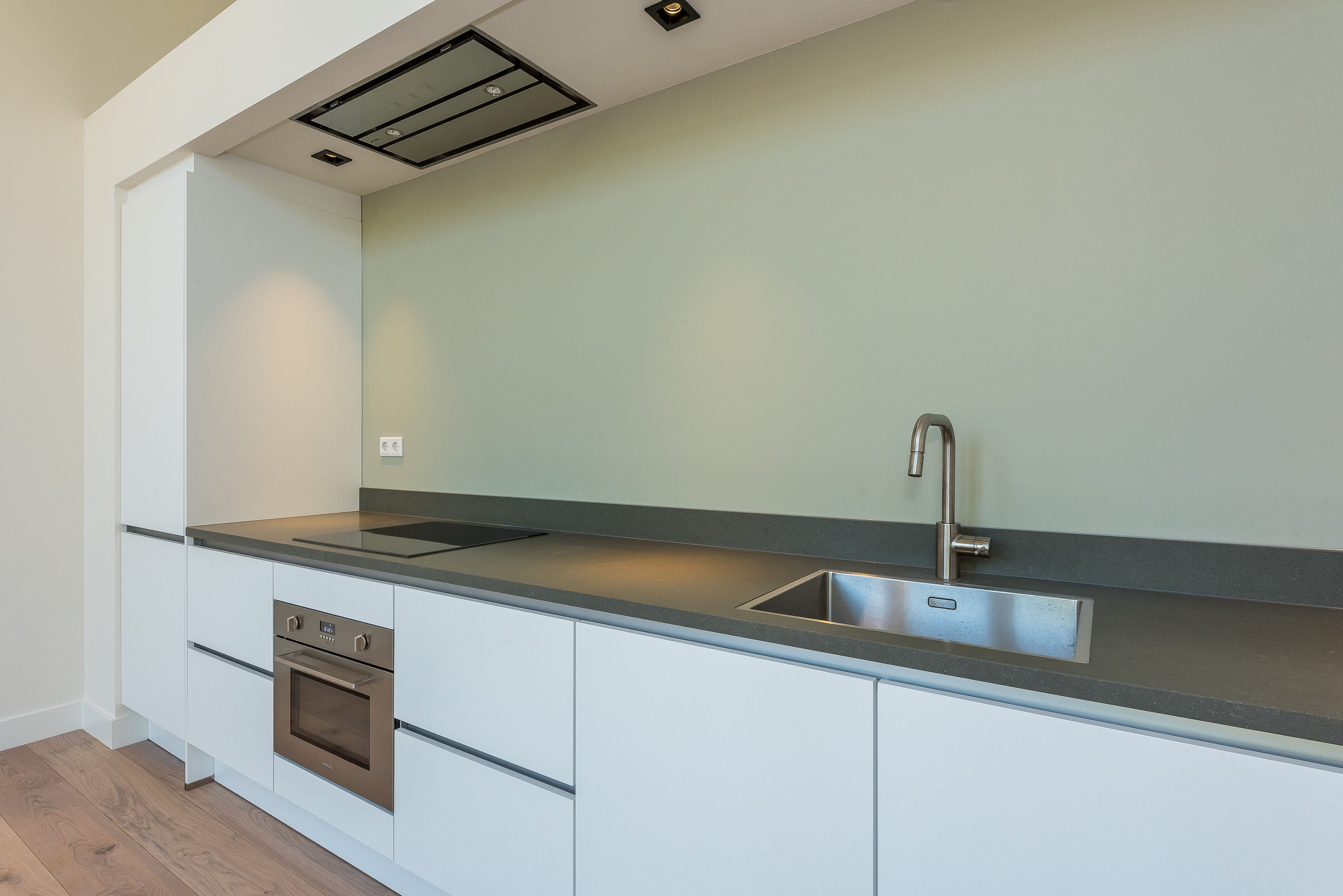 Appartement te huur: 's-Gravendijkwal 73J, Rotterdam