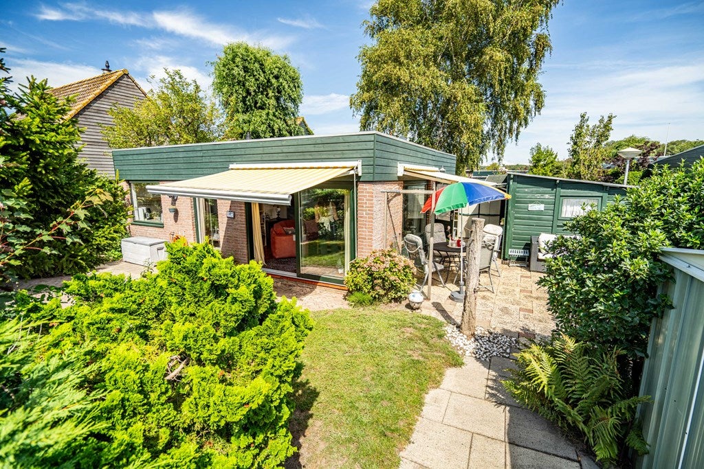 Huis Duinschooten 12 296 in Noordwijkerhout