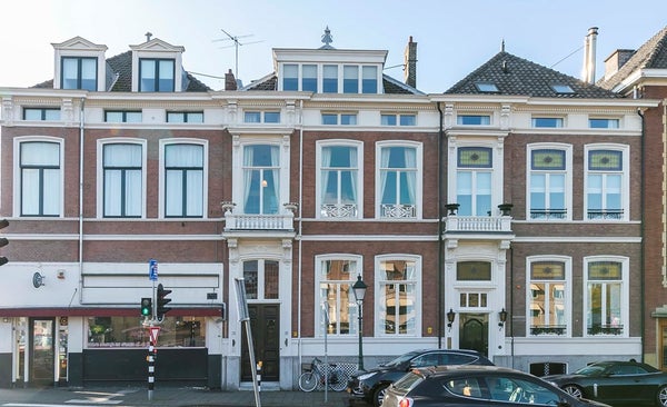 Koninginnegracht 75