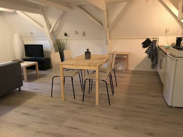 Te huur: Studio Bakenessergracht 52 A in Haarlem