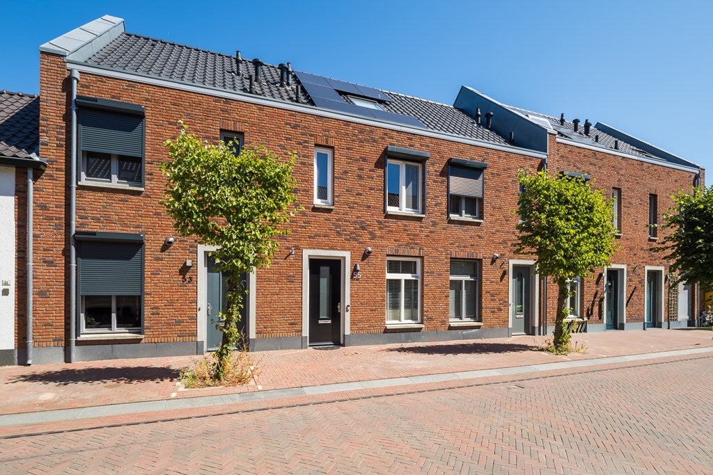 Huis Voorstraat 55 in Asperen