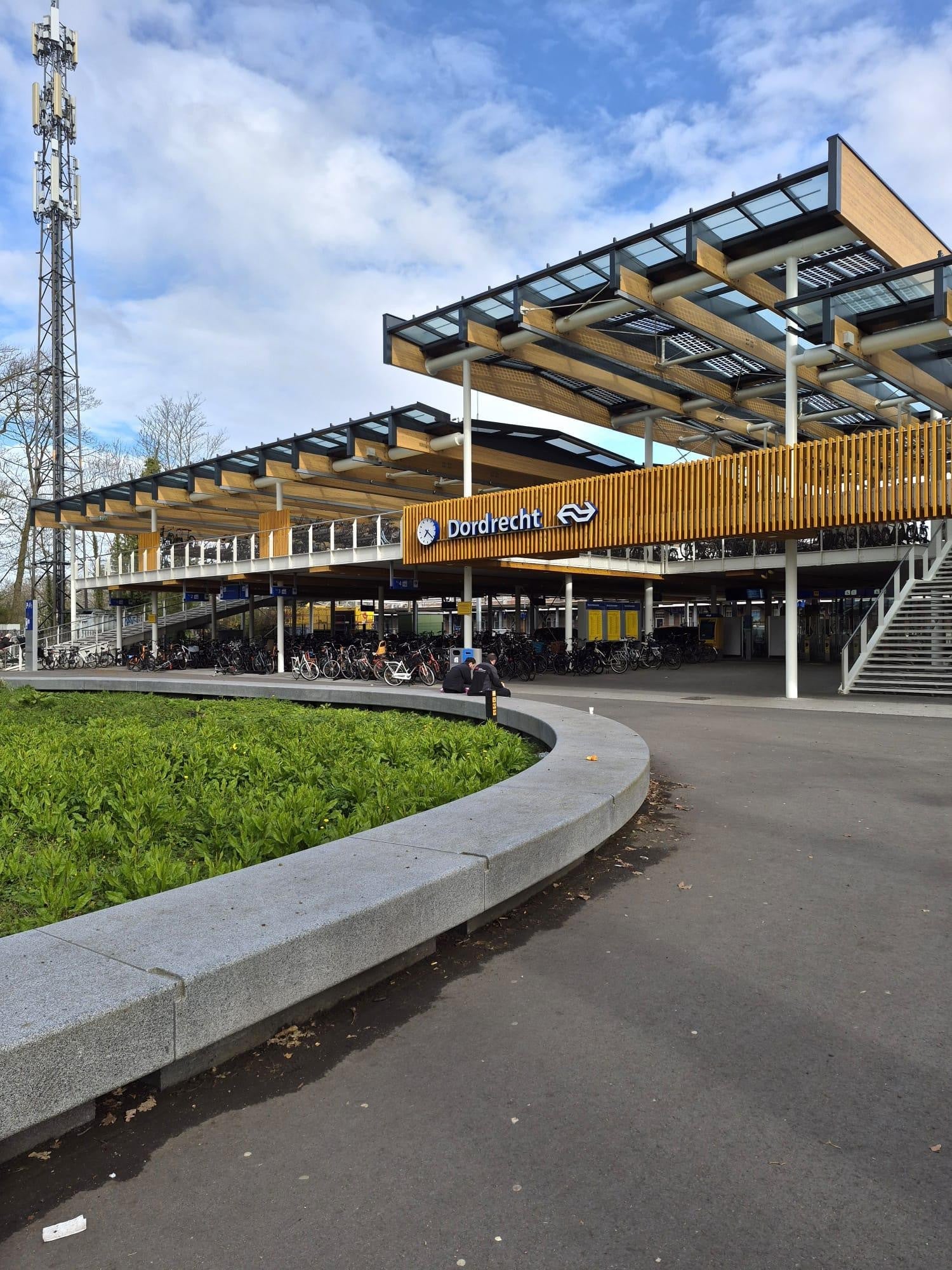 Woning te huur: Mauritsweg, Dordrecht