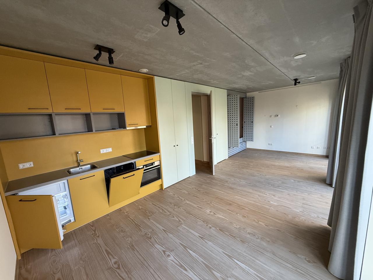 Studio te huur: Houthavenweg 87, Amsterdam